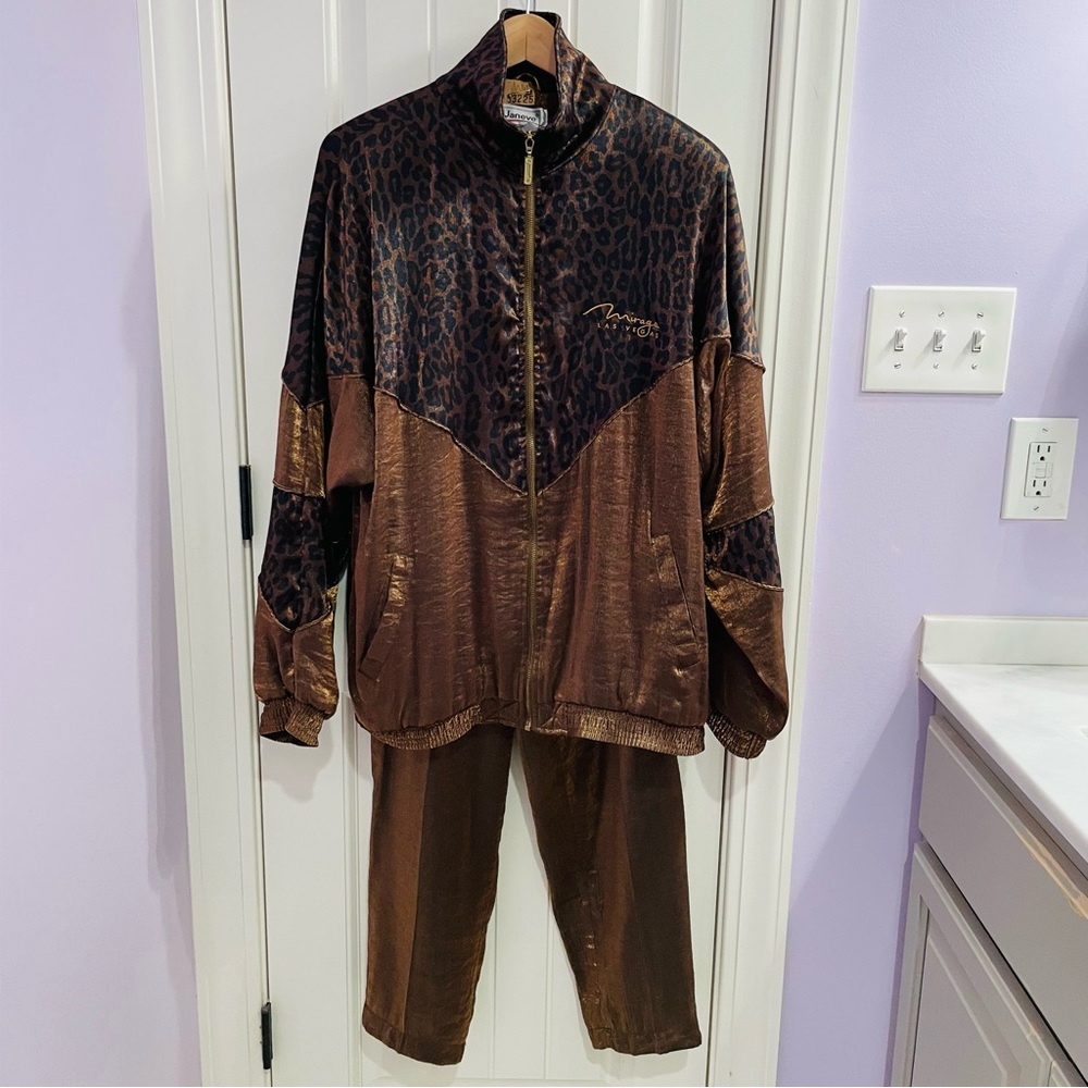 Rare Vintage 90’s Mirage Casino Las Vegas Track Suit